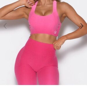 bombshell sportswear toggle up bra s . please note: no sales tags included . NEW